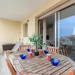 With Huge Terrace Close To The Beach-clim Mobile- Benakey * Cannes