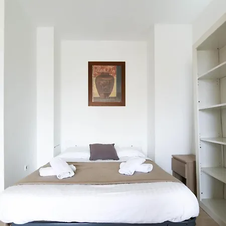 With Huge Terrace Close To The Beach-clim Mobile- Benakey * Cannes