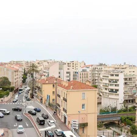 With Huge Terrace Close To The Beach-clim Mobile- Benakey